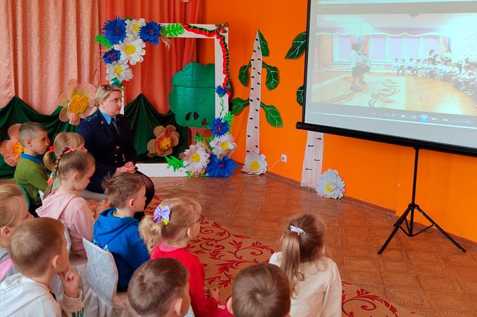 Мстиславская прокуратура проводит патриотические мероприятия в детских садах