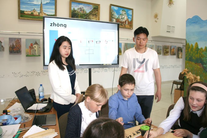 День китайского языка и культуры в гимназии г. Мстиславля. Узнали, как он прошёл