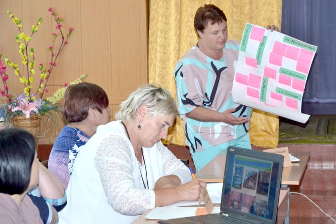 Какие вопросы обсудили депутаты на семинаре-практикуме в Мазолово