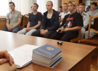 Где будут работать молодые люди этим летом.