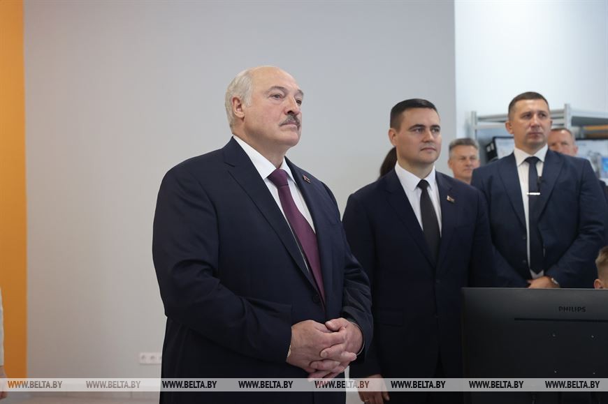 Лукашенко: для Беларуси талантливые люди, интеллект нации — самое большое богатство