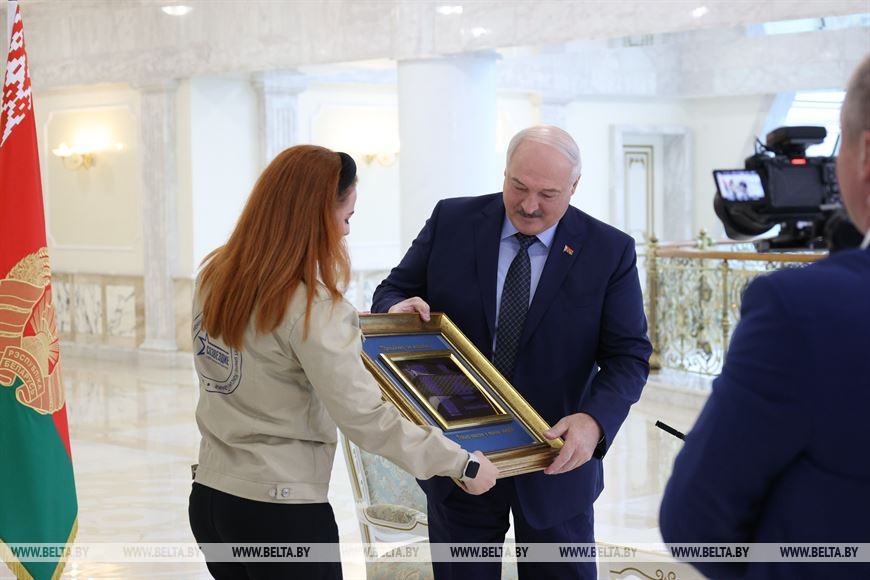 Лукашенко встречается с молодежным активом