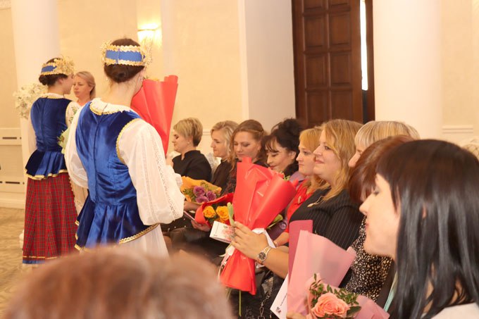 В Мстиславле прошёл торжественный приём, посвящённый Дню матери