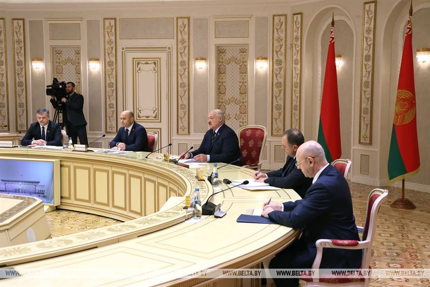 Лукашенко обратил внимание на незадействованный потенциал в сотрудничестве со Ставропольем