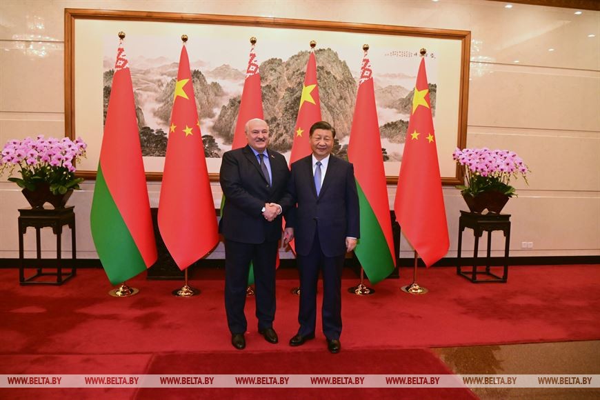 Китай, Эмираты, Экваториальная Гвинея и Кения. Итоги большого международного турне Лукашенко в "Неделе Президента"