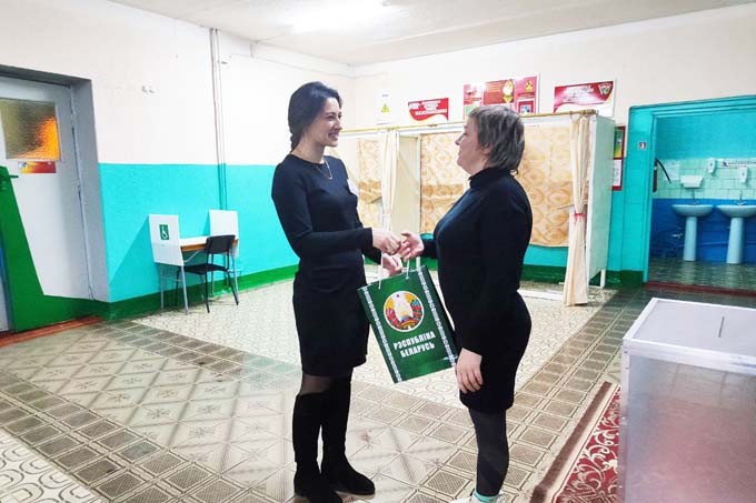 В Беларуси стартовал единый день голосования. Мстиславчане идут на участки