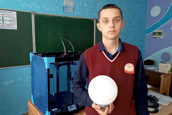 Мстиславский школьник стал победителем областного инновационного конкурса. Посмотрите, что он сделал