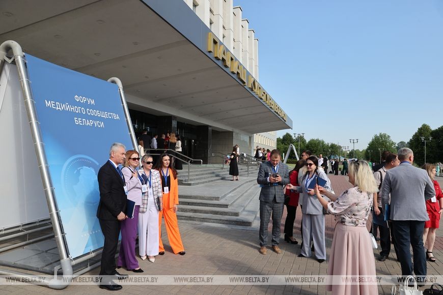 Лукашенко — представителям медиасферы: ответственность у нас одна на всех — сохранить страну и сберечь мир