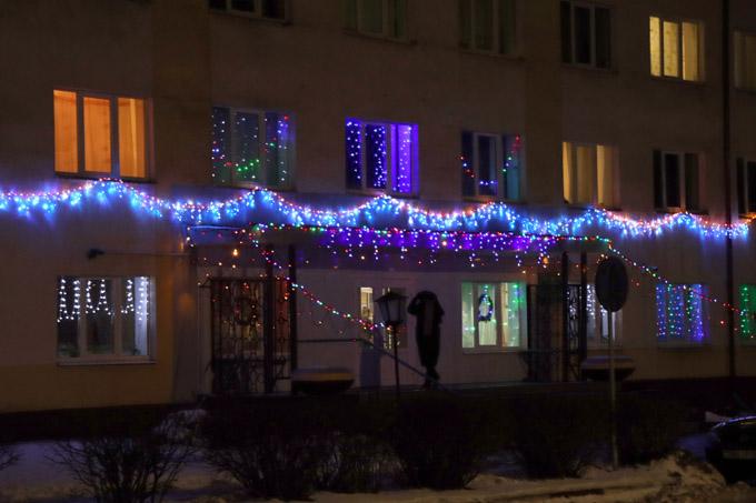 Предновогодняя атмосфера в Мстиславле. Как украшают город к празднику