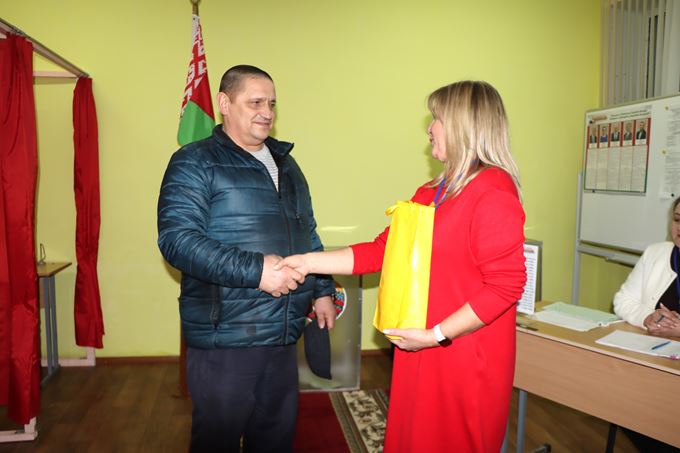 Рассказываем, как проходит голосование в основной день выборов