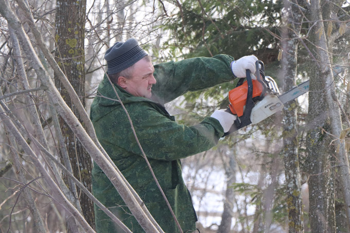 Посмотрите, как проходит санитарный день на улице М. Горького