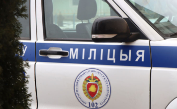 В Мстиславле пенсионер едва не задушил сожительницу В Мстиславле пенсионер едва не задушил сожительницу.