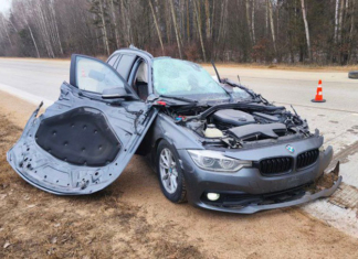 Водитель BMW скончался на месте ДТП.