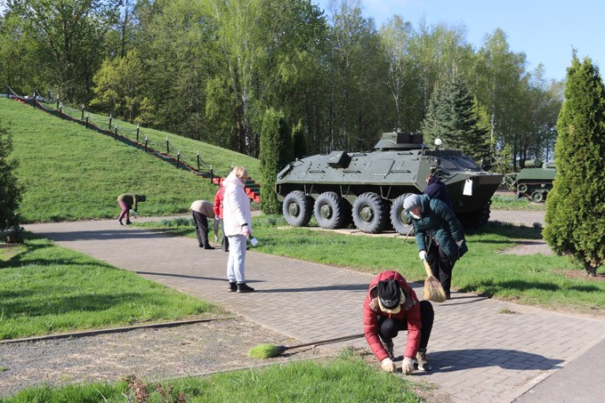Санитарный день в Мстиславле. Какие работы провели трудовые коллективы
