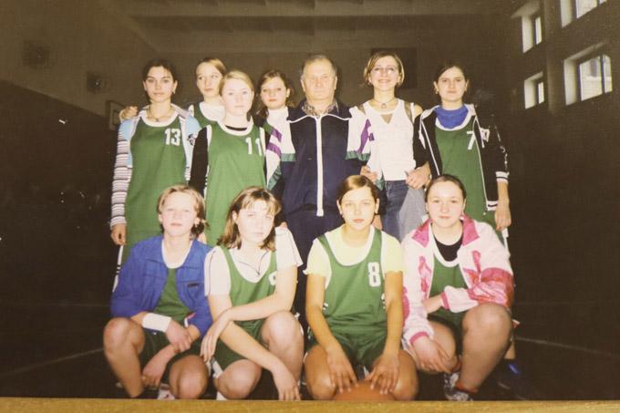 О чём рассказывает в юбилей ветеран педагогического труда Леонид Хрулёв