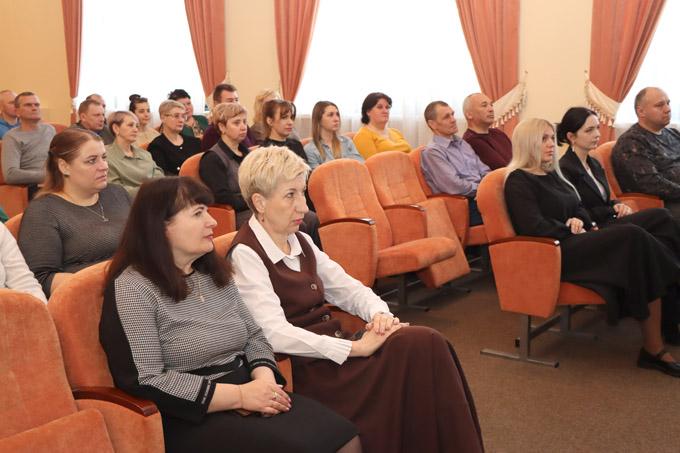 Единый день информирования для работников соцсферы района. О чём шла речь