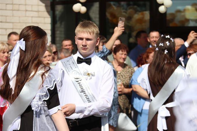 Последний звонок прозвучал в городской школе