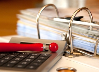 Посмотрите, кому и как необходимо подтверждать трудовую занятость.