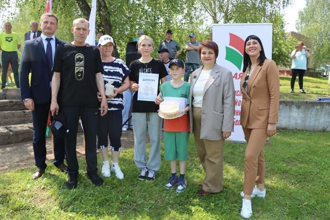 Посмотрите, какой праздник организовали в агрогородке Андраны