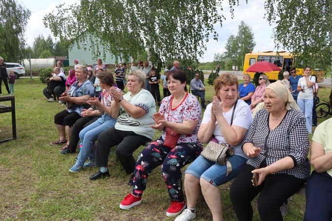 Посмотрите, какой праздник организовали в агрогородке Андраны