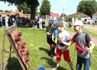 Как проходят первые летние дни у детей.