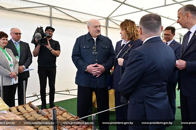 Александр Лукашенко совершил рабочую поездку в Могилёвскую область