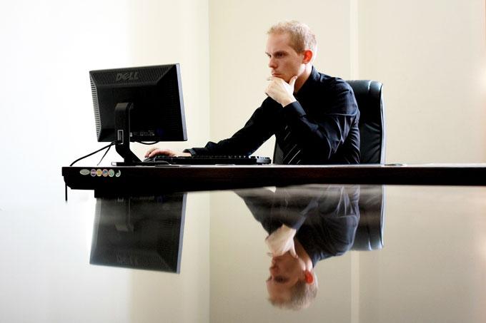 Узнали, сколько людей трудится на удалёнке