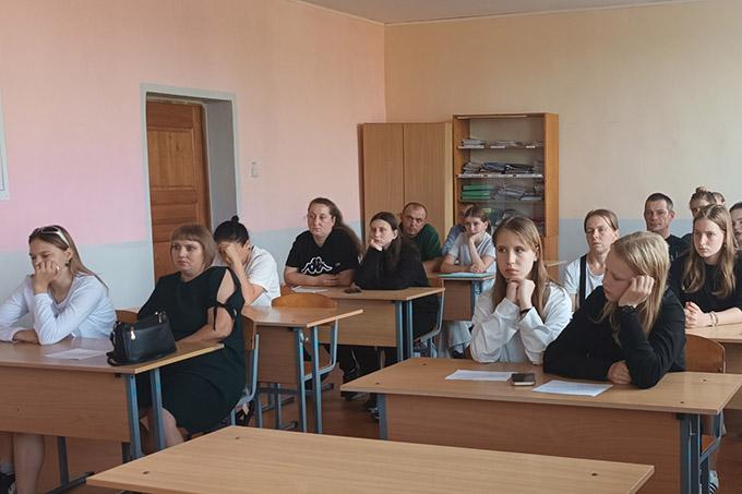 На какую специальность зачислили абитуриентов в МГСК