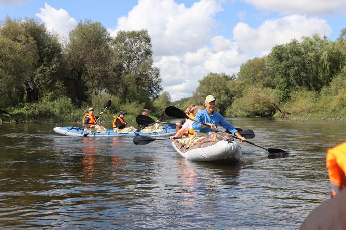 Кто отправился на байдарках по Вихре