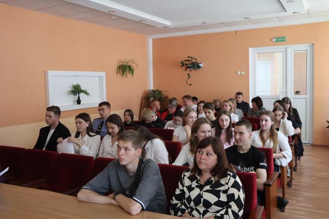 IMG_1987 Как прошла встреча молодых специалистов с председателем райисполкома