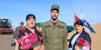 Благодарности и подарки военнослужащим