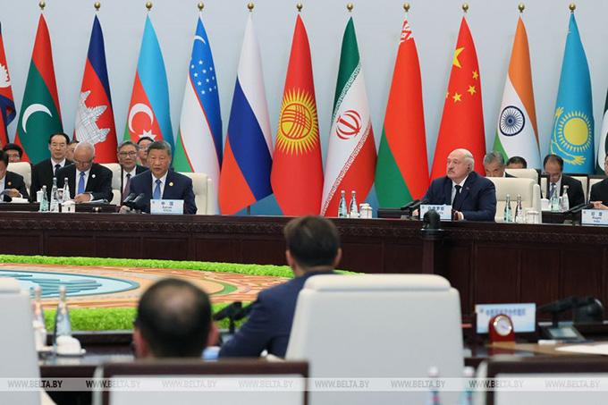 Рабочая неделя Президента: "Семья ШОС" и криптопланы