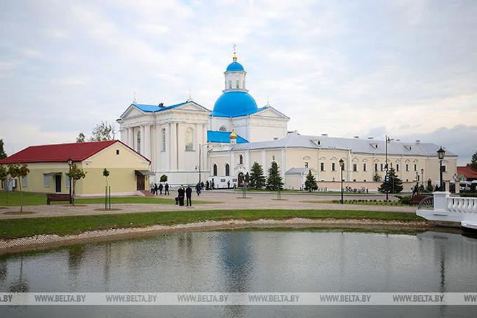 Президент ориентирует на помощь государства в развитии религиозных центров