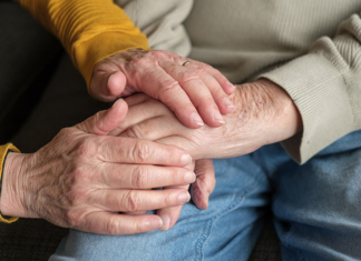 Как в Беларуси поддерживают пенсионеров