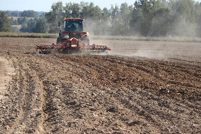 Посмотрите, какие работы ведутся на полях района