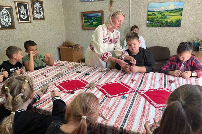 изображение_viber_2025-09-15_10-53-54-320 Что узнали о мстиславских традициях гости из г. Велиж