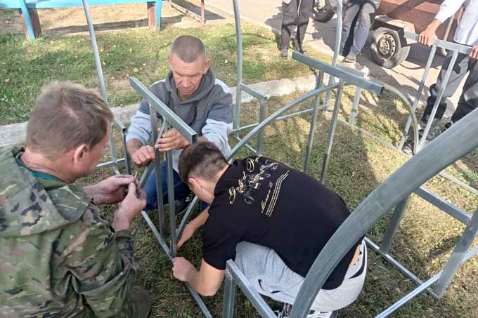 Жители Копачёвского сельсовета создают уют там, где живут