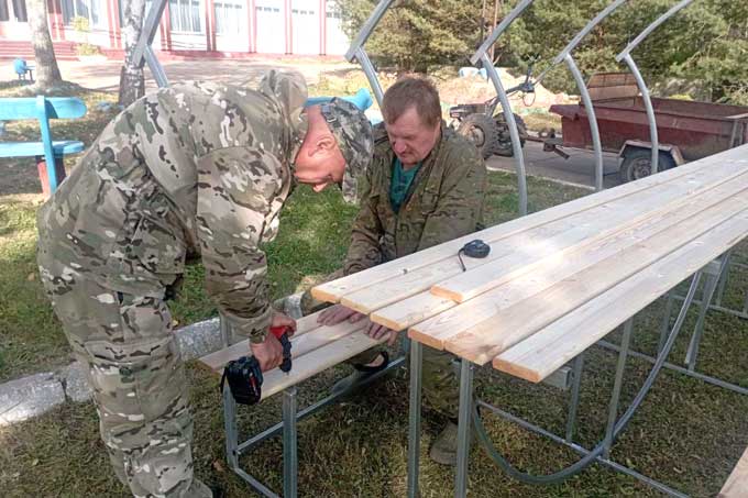 Жители Копачёвского сельсовета создают уют там, где живут.