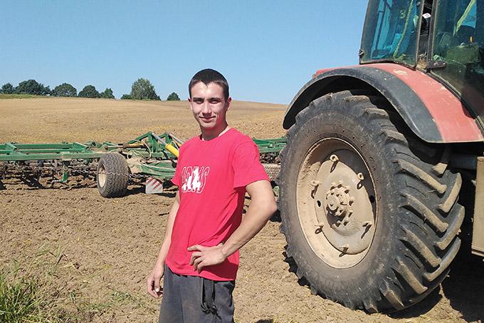 Посмотрите, какие работы ведутся на полях района