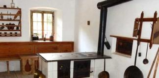 Спасатели рассказали, как подготовить печь к отопительному сезону.