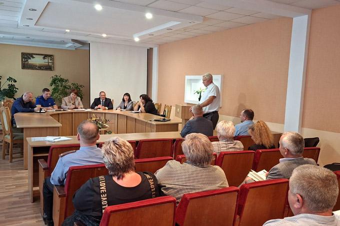 photo_2025-09-09_20-09-04 Какие проблемы молодёжи и развития спорта обсудили депутаты