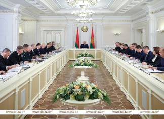 Рабочая неделя Президента: разговор по-мужски в Витебске и новый виток сотрудничества с Ливией