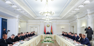 Президент собрал совещание с руководством Совета Министров