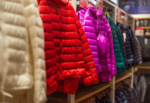 Предприниматель скрыл более 2 млн рублей на реализации одежды