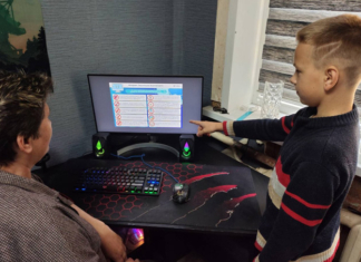 Как мушинские школьники помогают своим родным в интернете