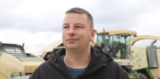 Каких правил в работе придерживается главный инженер ОАО "Октябрь"