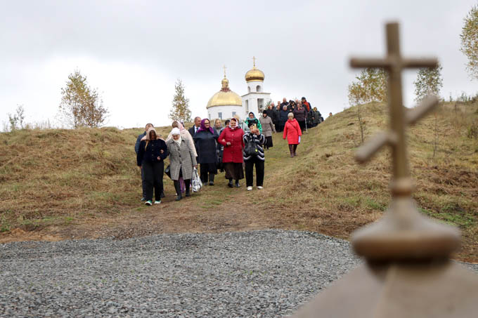 В агрогородке Мазолово освятили источник