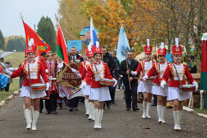 «Дожинки-2025»: район благодарит своих героев труда