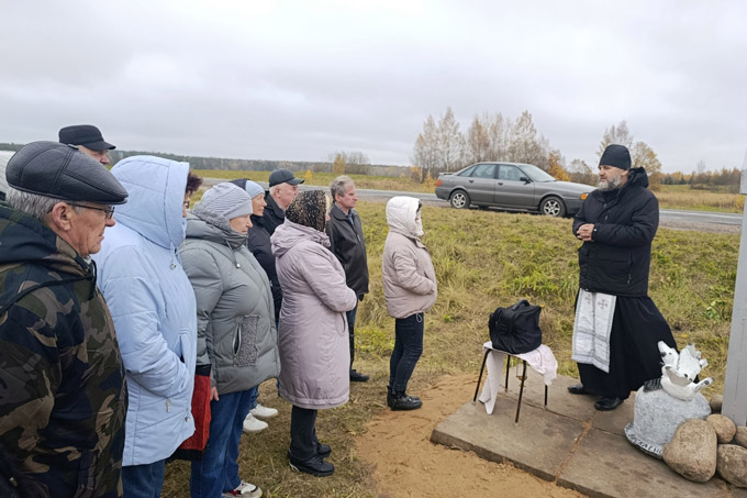 Как жители деревень Башары, Висклино, Щепилы хранят память
