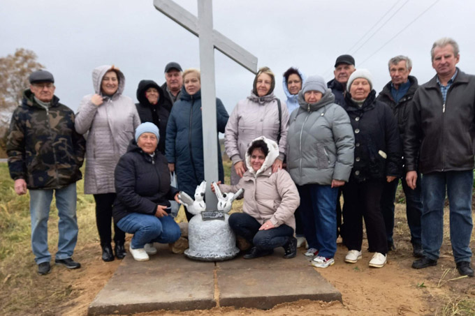 Как жители деревень Башары, Висклино, Щепилы хранят память